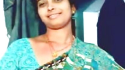 तीन सेक्सी फिल्म हिंदी में सेक्सी फिल्म हिंदी में लड़कियों मज़ा