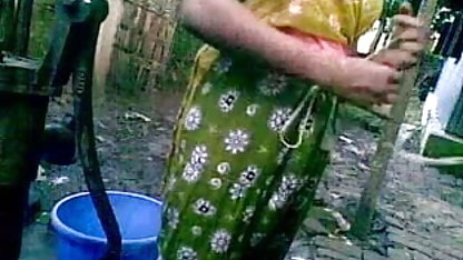 उत्सुक काले बाल वाली एंजेलिका रेवेन के साथ रूपों लेता है बंद उसके रोमांच इंग्लिश सेक्स फिल्म दिखाओ पर कैमरा