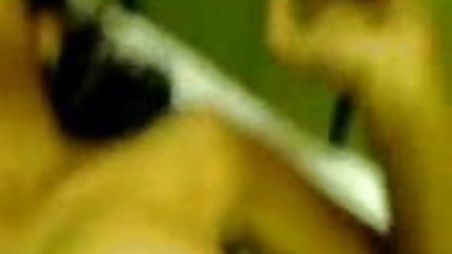 सुनहरे हिंदी में सेक्सी फिल्म दिखाइए बालों वाली masturbates पर बिस्तर