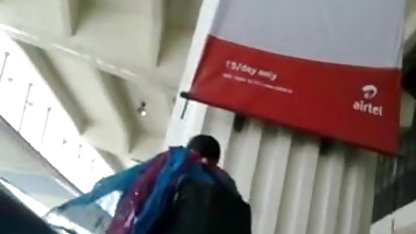 सेक्स के साथ खाल उधेड़नेवाला Daria तिरछी निगाह से सेक्सी हिंदी मूवी में देखना