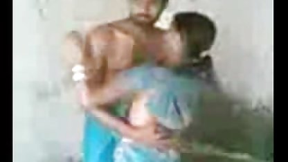 दो मालकिन पर एक गुलाम सेक्सी फिल्म भेजो वीडियो में