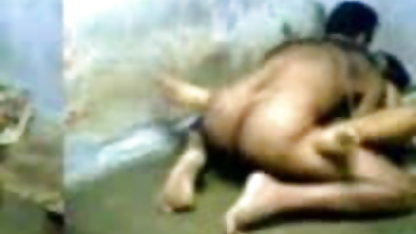 नानी Masturbates पर सेक्सी हिंदी फिल्म सेक्सी हिंदी फिल्म अवकाश