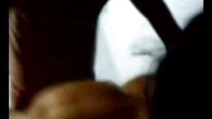 रसीला शरीर आकार के साथ सौंदर्य एक नीग्रो वीडियो फिल्म सेक्सी फिल्म के साथ मनोरंजन है