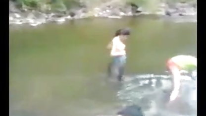 मैं एक ट्यूटर पकड़ा और सेक्सी सेक्सी फिल्म हिंदी में उसे मदद की