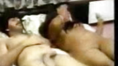 पुलिस मज़ा पर काम-मिया पत्थर और उसके सहयोगी ब्लू पिक्चर सेक्सी न्यू